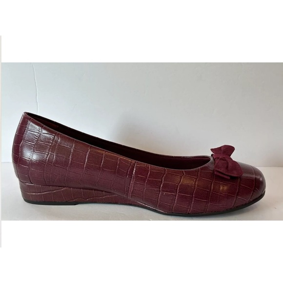 Vionic Orthaheel Lydia Croc Embossed Leather Low Wedge Ballet Flats Shoes Sz 11W - Picture 12 of 15